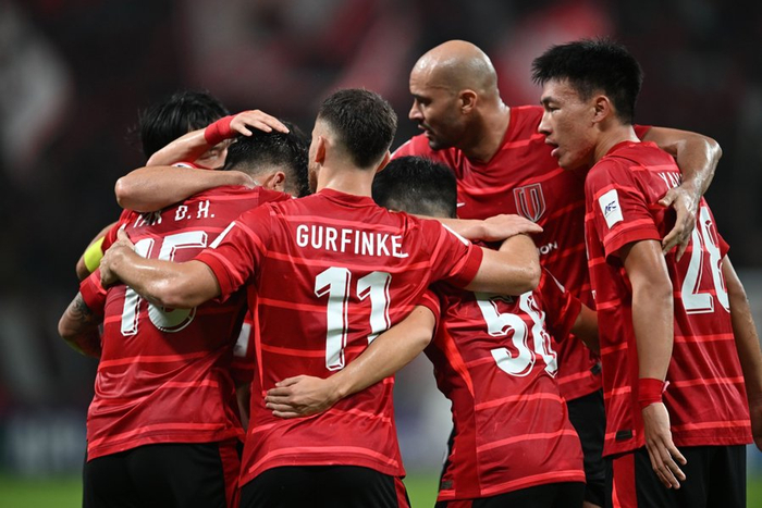 开云官网-包含西甲窗口期再迎强敌，成都蓉城刷新队史纪录，主帅态度：赛场秩序良好，球队文化再被提及的词条