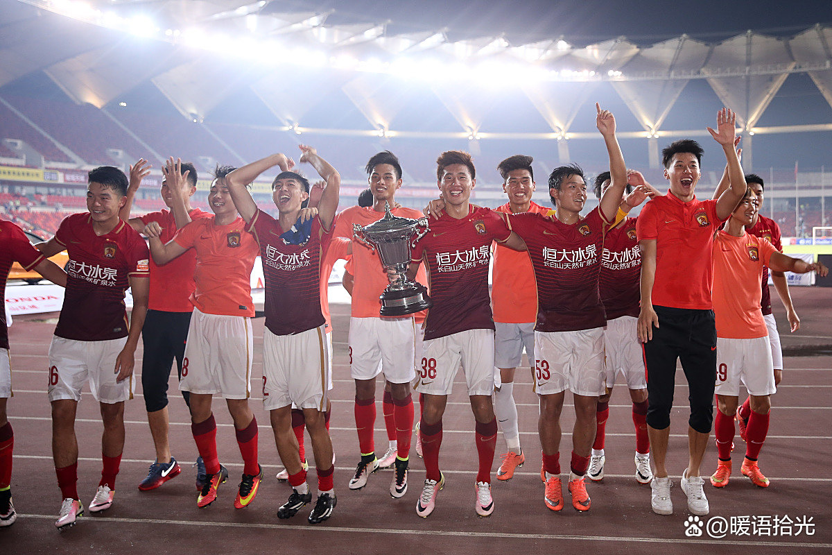 亚冠今晚走向成谜,广州队回应争议,震撼外界,更衣室氛围转暖的简单介绍 亚冠今晚走向成谜,广州队回应争议,震撼外界,更衣室氛围转暖的简单介绍